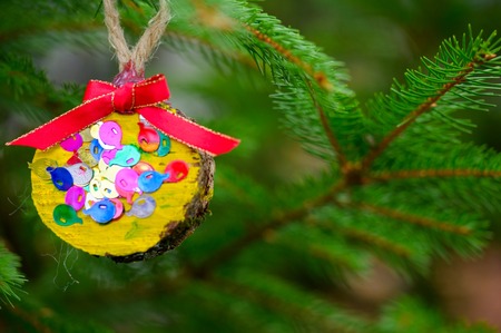 5 Okrasitev smreke v trškem jedru